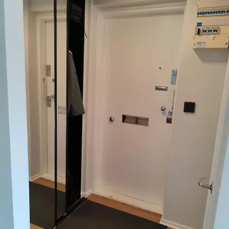 Apartment Cozy Ullanlinna Flat Near Sea & Center *
